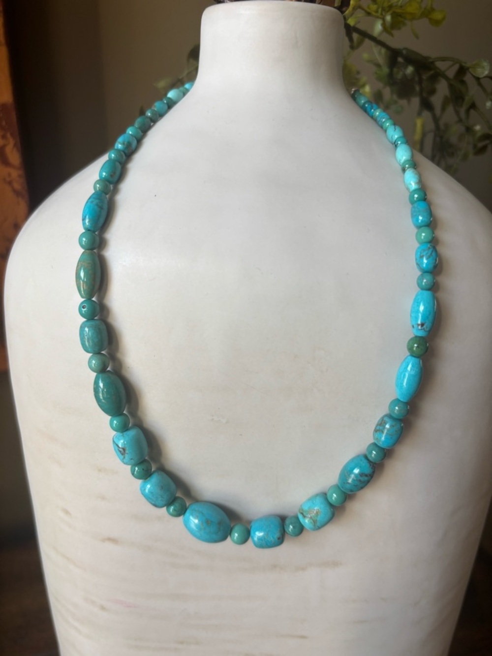 Jay King DTR Mine Finds Turquoise Necklace Sterling Silver Graduated Nuggets